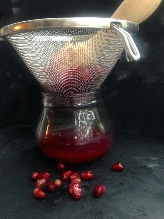 pommesgranate juice - Basket Delights