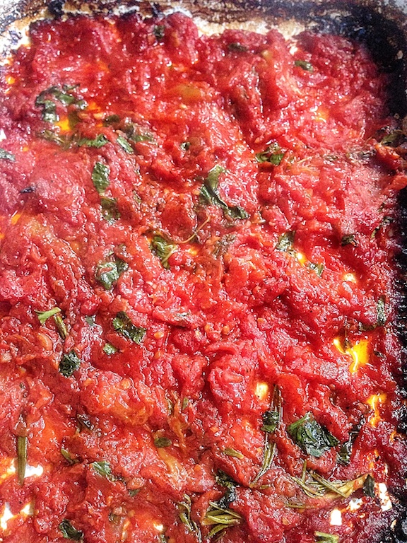 Basket Delights - Red Sweet Delicious 