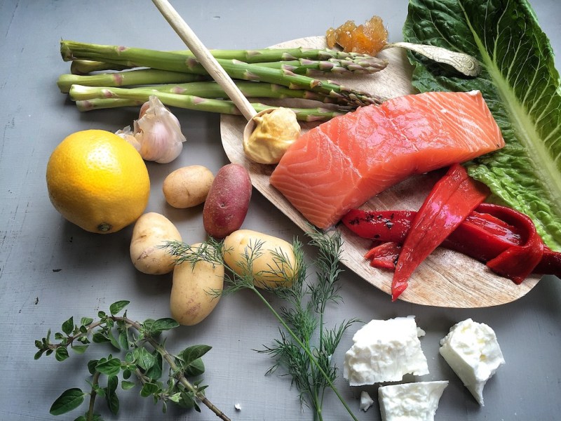 Ingredients lemon roasted salmoin 2